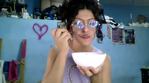 love_electra online show from October 12, 5:15 pm