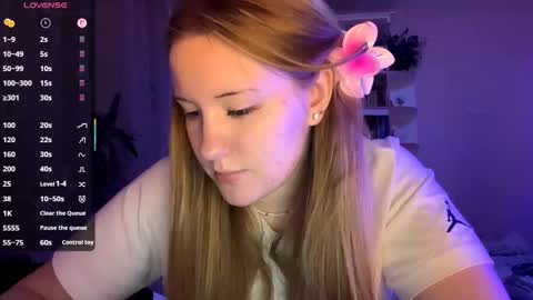 Megan online show from September 15, 4:58 pm