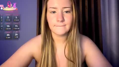 Megan online show from November 19, 6:08 pm