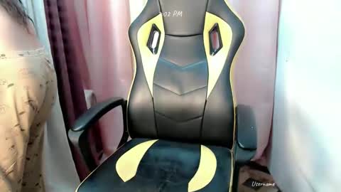 love_pinay66 online show from February 3, 7:02 am