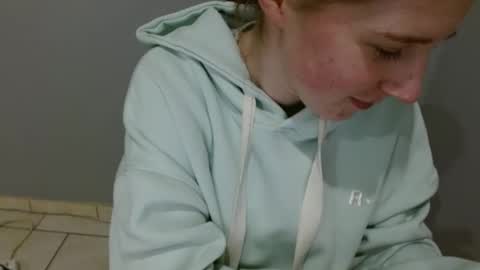 Vivian online show from January 19, 1:18 pm