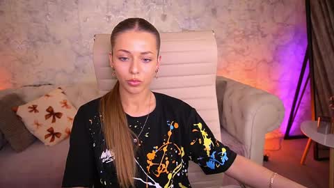 loveedove online show from May 5, 2:09 pm