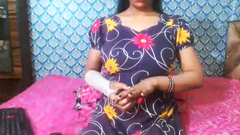 Divya online show from January 7, 12:58 am