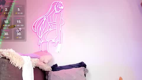    online show from December 21, 12:20 pm