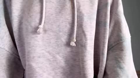 Ella online show from January 14, 7:13 am