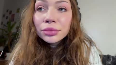 Elsa online show from January 11, 1:11 pm