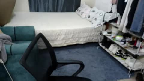 LOVELY online show from March 29, 5:01 pm