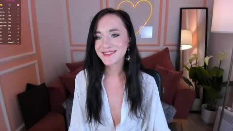 lovely_lo online show from March 28, 1:32 pm