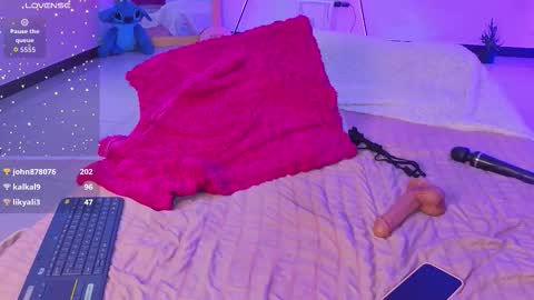 lovelymoon_ online show from March 18, 1:10 am