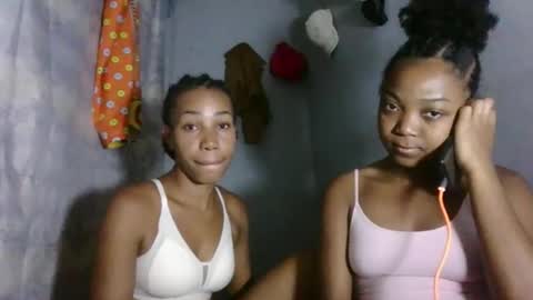 lovemarie08 online show from April 11, 5:16 pm