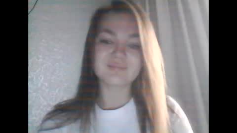 loviesimone online show from September 27, 8:43 am