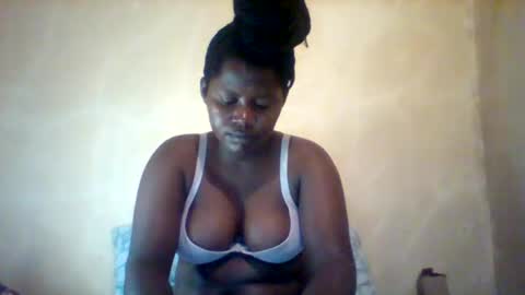 loviett online show from May 2, 11:19 pm