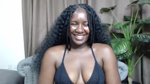 loyalcutie online show from March 3, 5:16 am