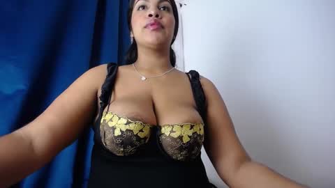 Lucia online show from January 6, 2:58 pm