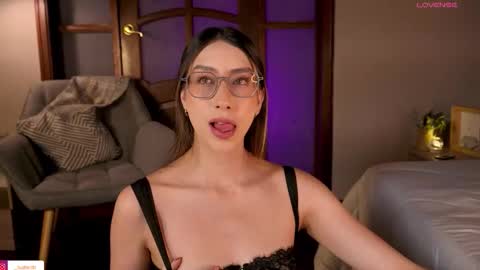  ---Goys incredible photographs online show from September 22, 1:09 pm