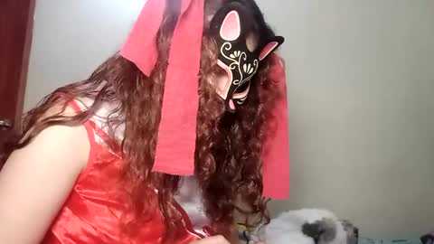 luanapowerful online show from February 4, 4:05 am