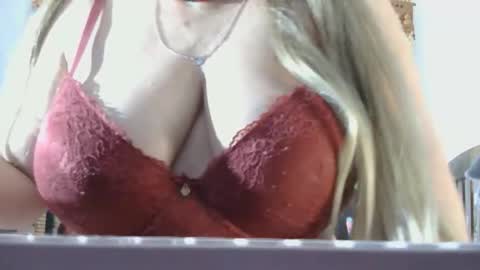 luanna837 online show from March 7, 11:56 pm