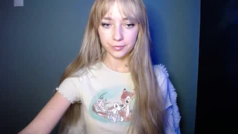 Lucy online show from October 23, 6:52 am