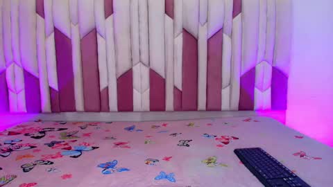 instagram luciana417  online show from October 22, 3:11 am