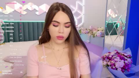 MimiFors online show from March 12, 7:05 pm