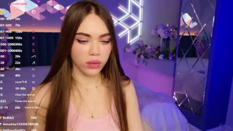 MimiFors online show from March 6, 9:10 pm