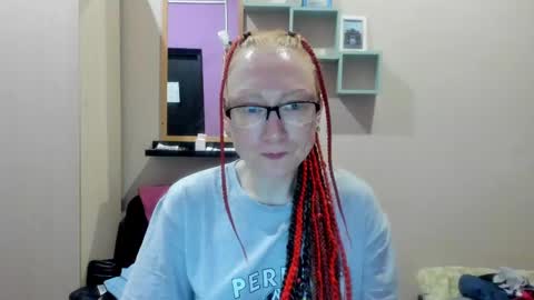 lucky_licky20 online show from March 4, 3:44 am