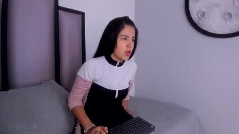   online show from October 19, 4:36 am