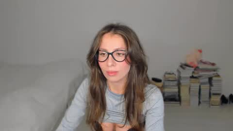 lucy__ray online show from November 17, 7:14 pm