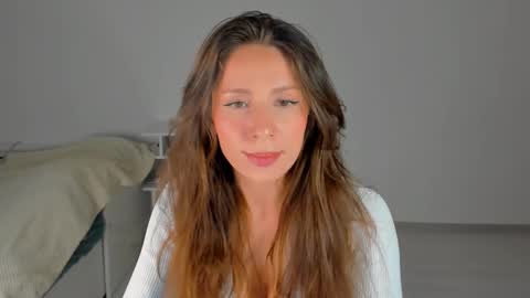 lucy__ray online show from February 5, 10:35 pm