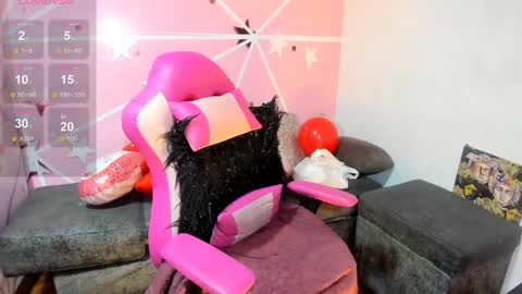 lucy_beatifull online show from February 14, 9:24 am
