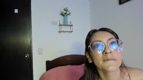 Lucy online show from June 25, 12:43 am