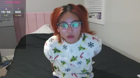 lucydelrey57 online show from December 13, 11:39 pm