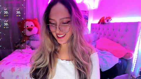 Lucy online show from December 12, 8:14 am