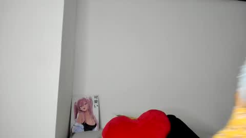 lucyportman online show from March 14, 9:54 am