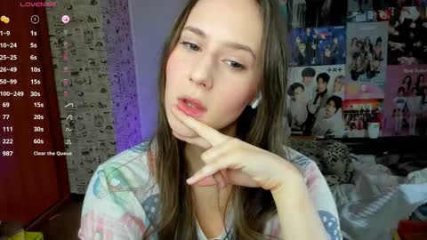 Lucy Rose online show from September 23, 3:54 pm