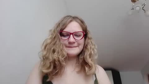 Lumi online show from July 25, 8:32 am
