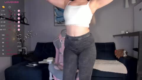 Alice online show from January 26, 8:02 pm