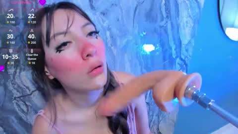 luna__little online show from March 19, 3:55 am