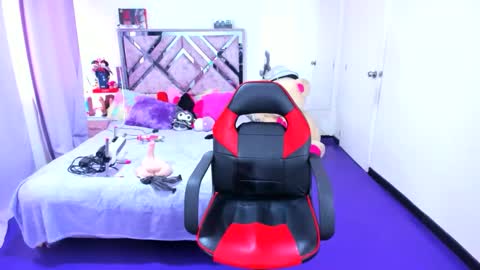 luna_analya online show from March 1, 6:29 pm