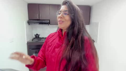 luna  online show from September 30, 11:16 am