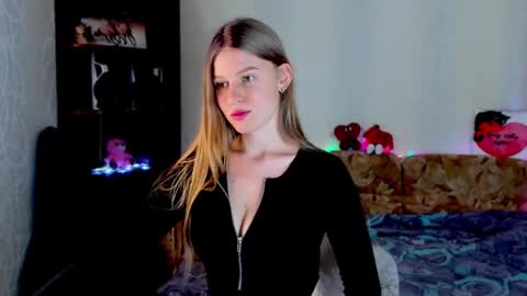 luna_evan online show from February 11, 10:36 am