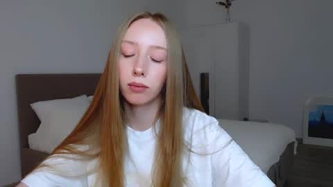 Luna online show from January 25, 8:00 pm