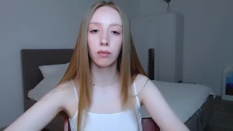 Luna online show from February 17, 7:01 pm