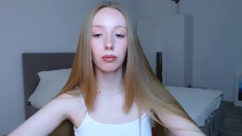 Luna online show from December 26, 8:00 pm