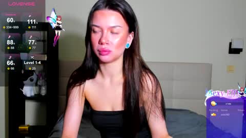 Hi everyone my name is Tina   online show from March 24, 12:16 am