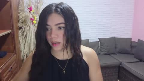 luna_rousse26 online show from June 1, 12:29 pm