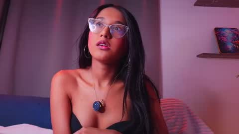 luna_valen online show from July 15, 9:08 pm