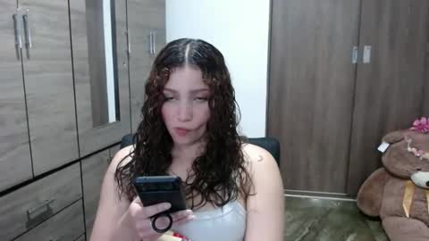 lunaa_sub online show from February 14, 12:56 am