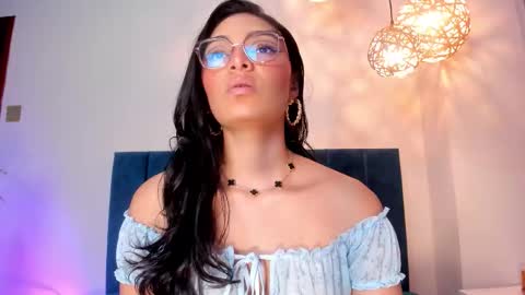 Luna Aspen online show from February 18, 6:40 pm