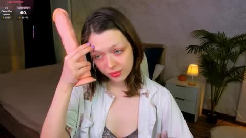 Lily online show from November 9, 5:36 am